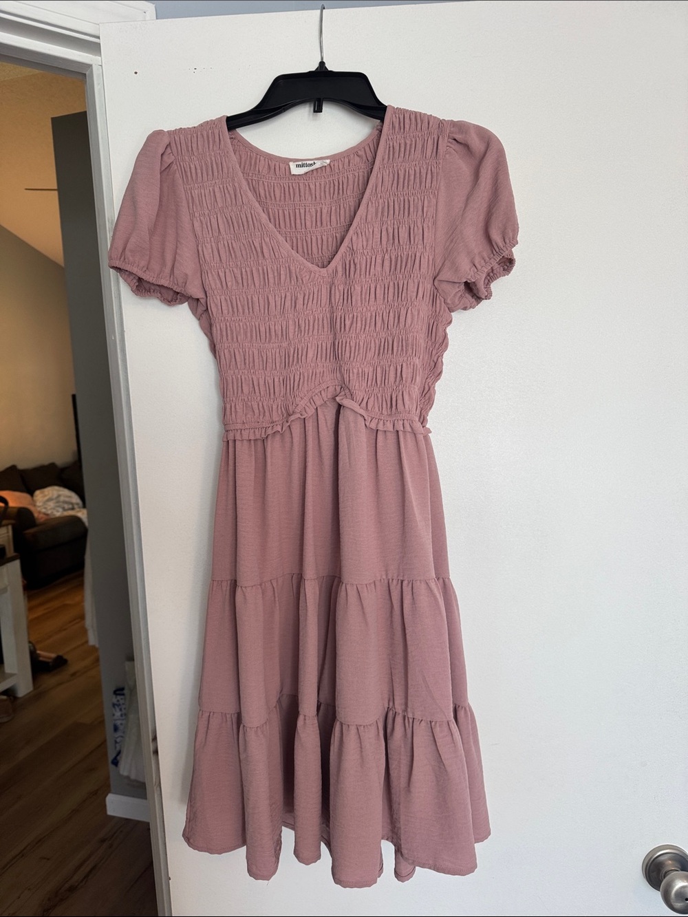 mittoshop Mauve Pink Smocked V-Neck Tiered Midi Dress
